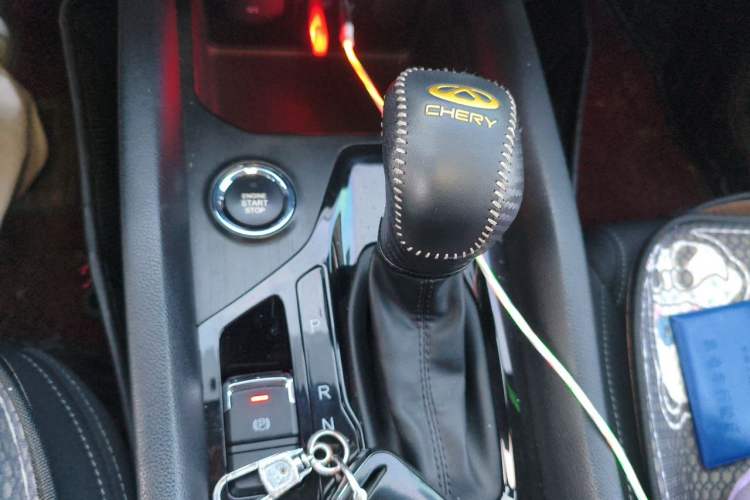 Used Chery Tiggo 5x 2019 HERO 1.5L CVT Fashion Edition Gear Lever
