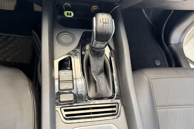 Used Chery Tiggo 5x 2019 1.5L CVT Smart Drive Edition Gear Lever