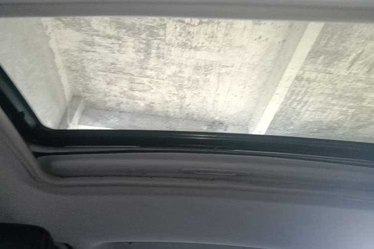 Used Chery Tiggo 5x 2019 HERO 1.5L Manual Luxury Edition Headliner