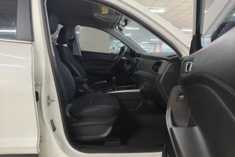 Used Chery Tiggo 5x 2019 HERO 1.5L Manual Fashion Edition Interior 1