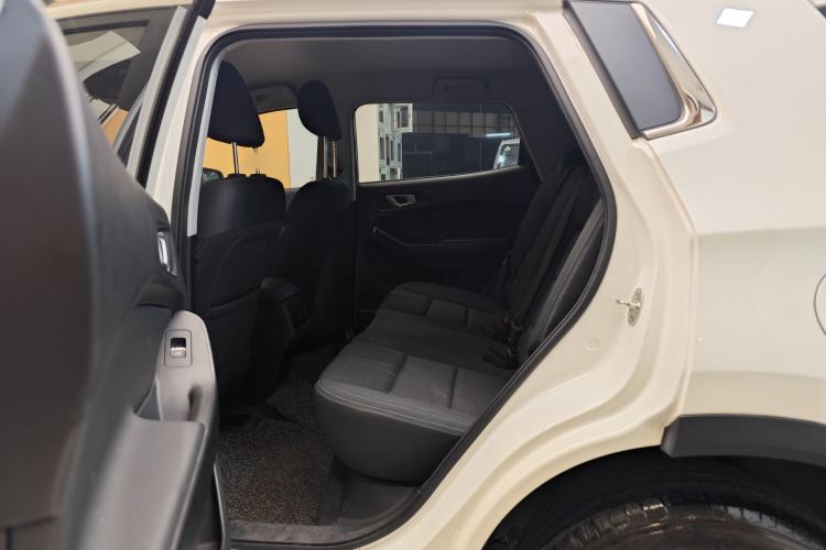 Used Chery Tiggo 5x 2019 HERO 1.5L Manual Fashion Edition Interior 10