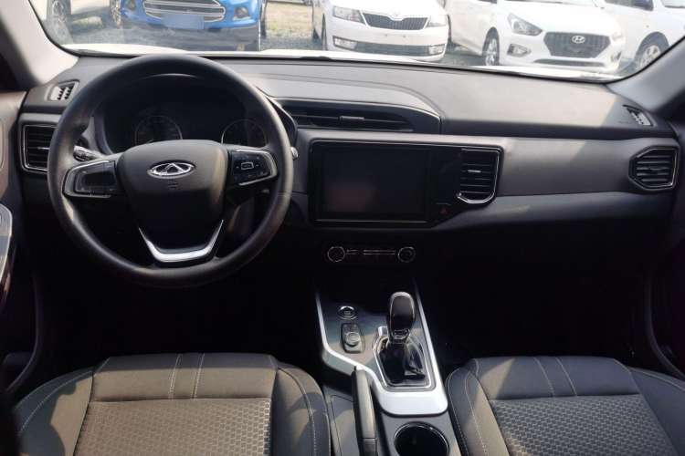 Used Chery Tiggo 5x 2019 HERO 1.5L Manual Fashion Edition Interior 2