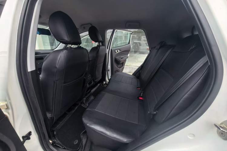 Used Chery Tiggo 5x 2019 1.5L CVT Smart Drive Edition Interior 3