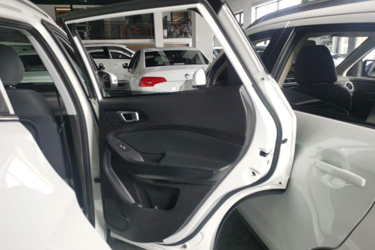 Used Chery Tiggo 5x 2019 HERO 1.5L CVT Fashion Edition Interior 6