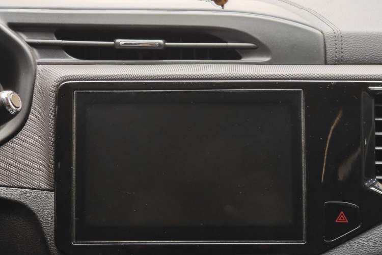 Used Chery Tiggo 5x 2019 HERO 1.5L Manual Fashion Edition Interior 6