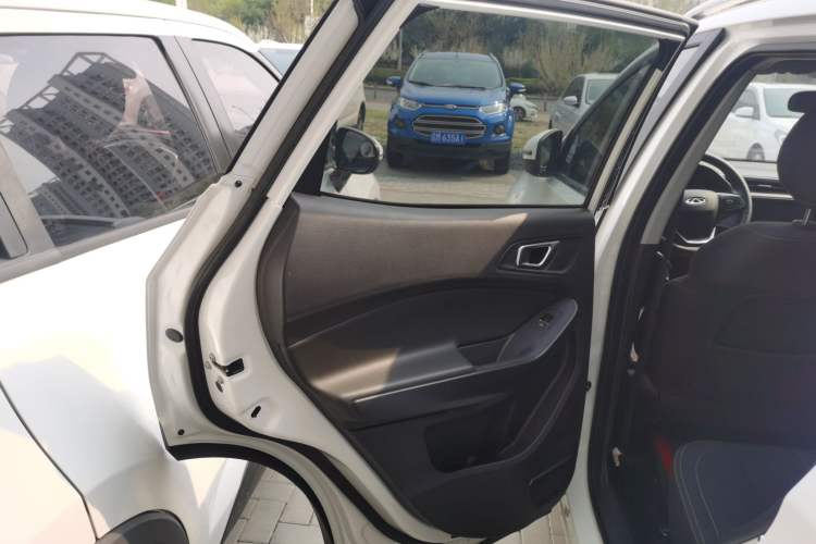 Used Chery Tiggo 5x 2019 HERO 1.5L Manual Fashion Edition Interior 8