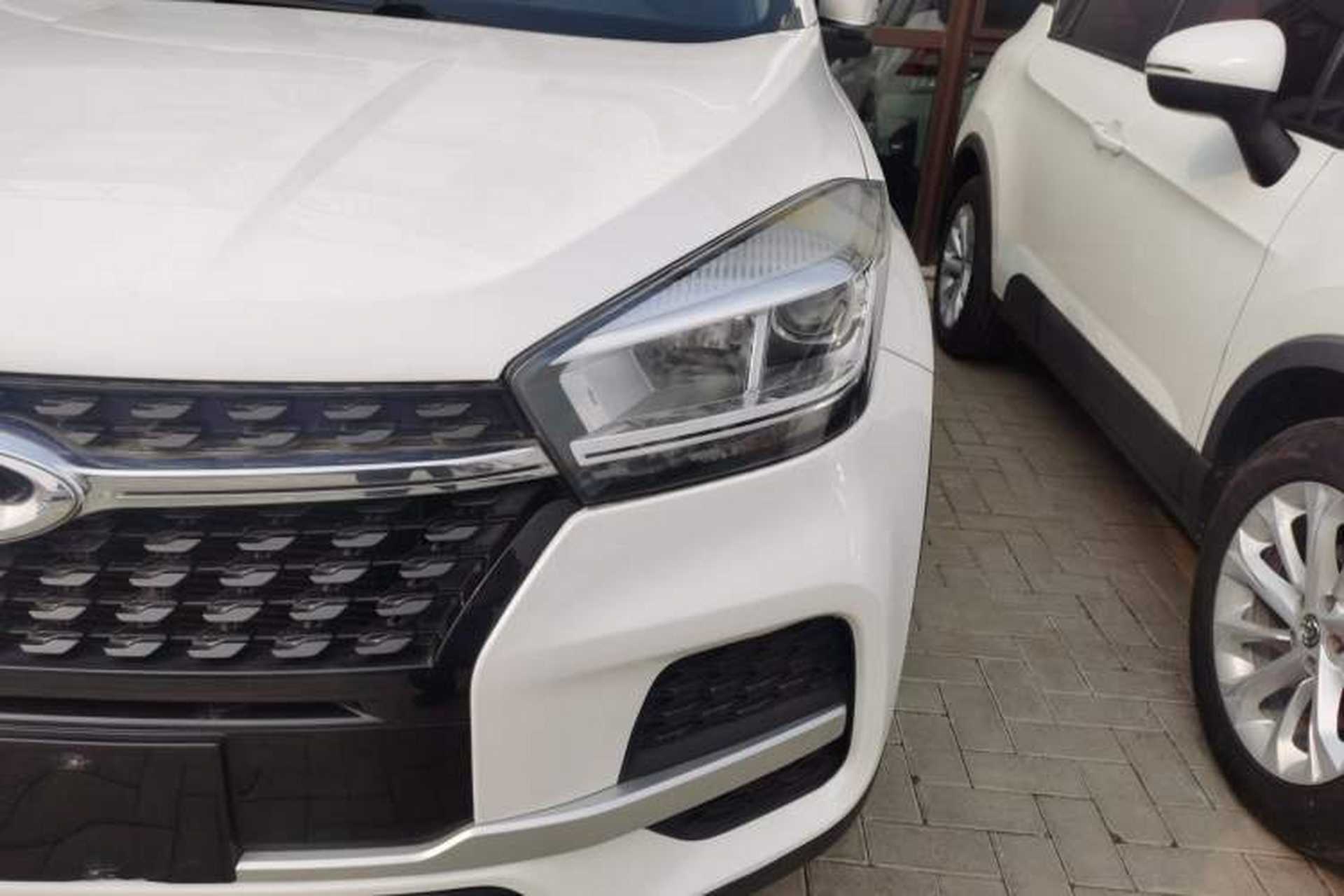 Used Chery Tiggo 5x 2019 HERO 1.5L Manual Fashion Edition Left Front Headlight