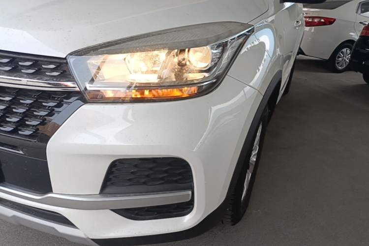 Used Chery Tiggo 5x 2019 HERO 1.5L Manual Fashion Edition Left Front Headlight