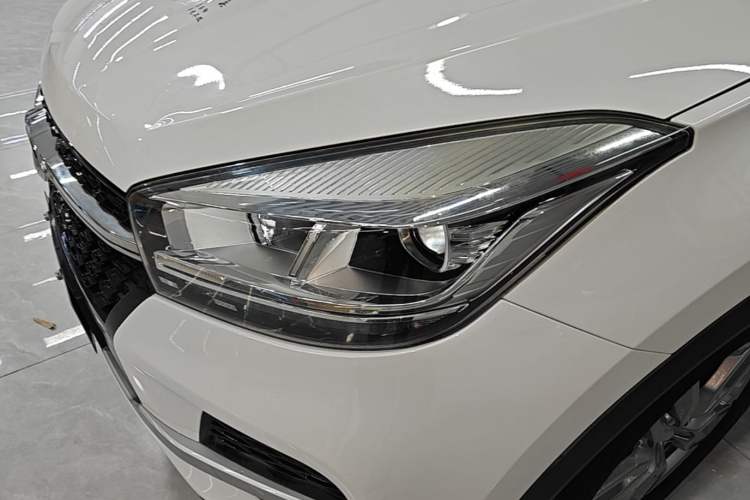 Used Chery Tiggo 5x 2019 HERO 1.5L CVT Fashion Edition Left Front Headlight