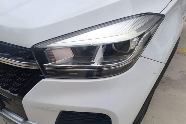Used Chery Tiggo 5x 2019 HERO 1.5L Manual Fashion Edition Left Front Headlight