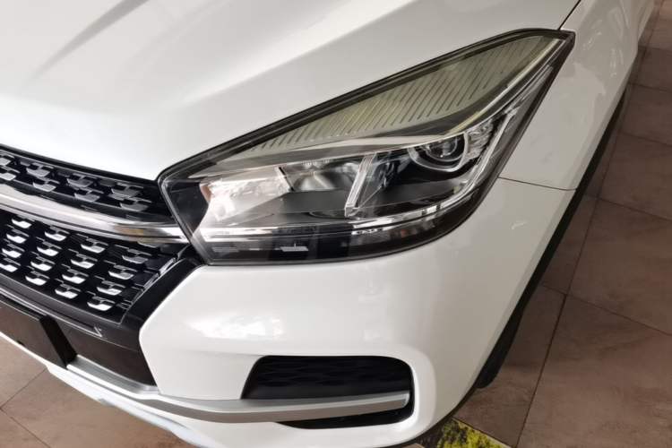 Used Chery Tiggo 5x 2019 HERO 1.5L CVT Fashion Edition Left Front Headlight