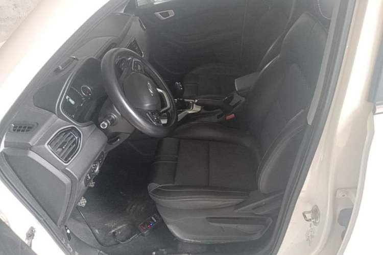 Used Chery Tiggo 5x 2019 HERO 1.5L Manual Luxury Edition Left Front Seat