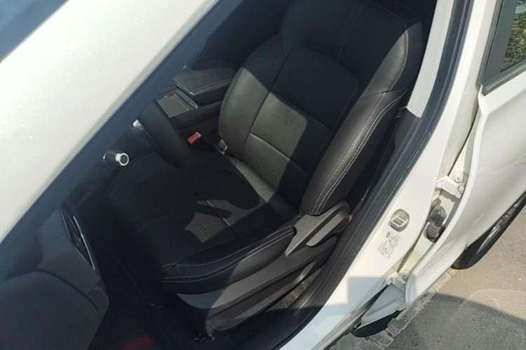 Used Chery Tiggo 5x 2019 HERO 1.5L CVT Fashion Edition Left Front Seat
