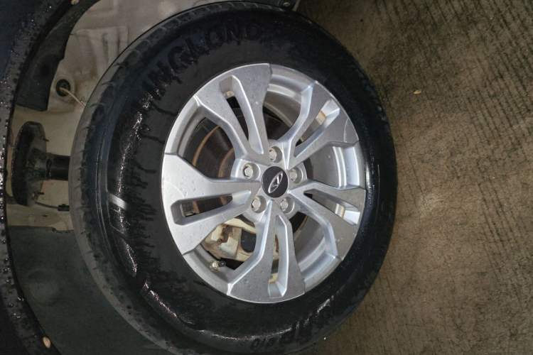 Used Chery Tiggo 5x 2019 1.5L CVT Smart Joy Edition Left Front Wheel Hub