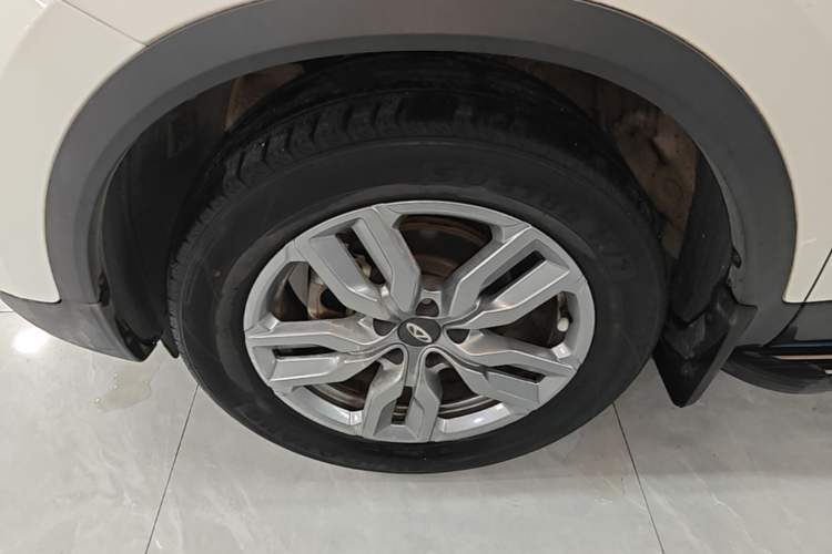 Used Chery Tiggo 5x 2019 HERO 1.5L CVT Fashion Edition Left Front Wheel Hub