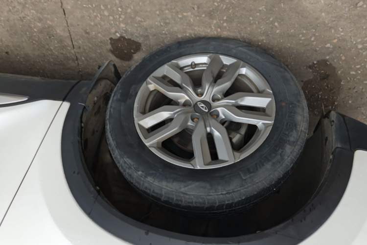 Used Chery Tiggo 5x 2019 HERO 1.5L CVT Fashion Edition Left Front Wheel Hub