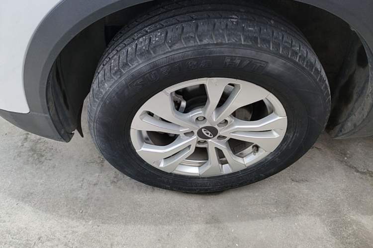Used Chery Tiggo 5x 2019 HERO 1.5L Manual Urban Edition Left Front Wheel Hub