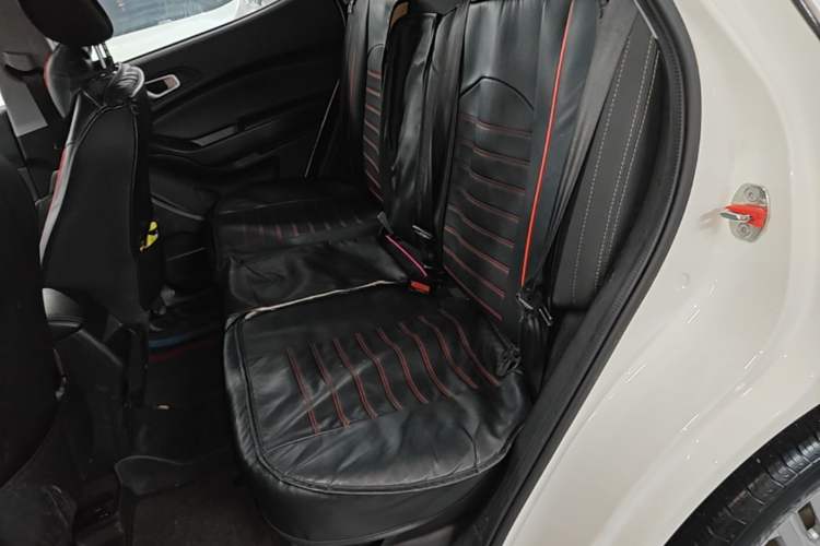 Used Chery Tiggo 5x 2019 HERO 1.5L CVT Fashion Edition Left Rear Seat