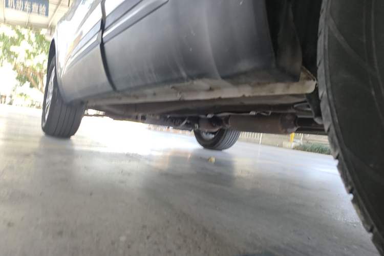 Used Chery Tiggo 5x 2019 HERO 1.5L Manual Urban Edition Left Side Sill