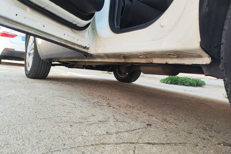 Used Chery Tiggo 5x 2019 HERO 1.5L CVT Fashion Edition Left Side Sill