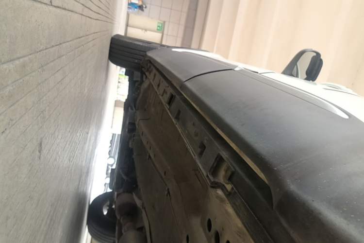 Used Chery Tiggo 5x 2019 1.5L CVT Smart Joy Edition Left Side Sill
