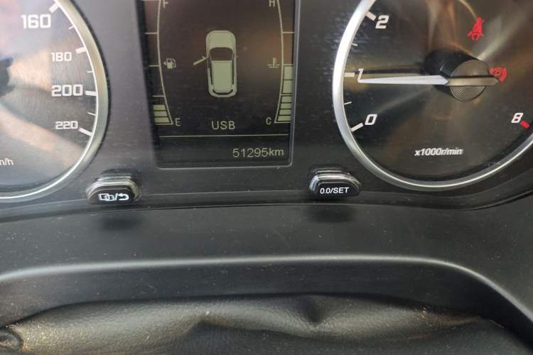Used Chery Tiggo 5x 2019 HERO 1.5L Manual Fashion Edition Odometer Close Up