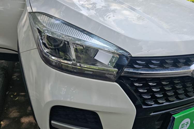 Used Chery Tiggo 5x 2019 HERO 1.5L CVT Fashion Edition Right Front Headlight