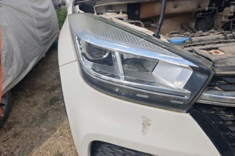 Used Chery Tiggo 5x 2019 HERO 1.5L Manual Fashion Edition Right Front Headlight