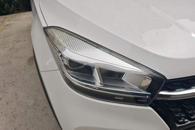 Used Chery Tiggo 5x 2019 HERO 1.5L CVT Luxury Edition Right Front Headlight