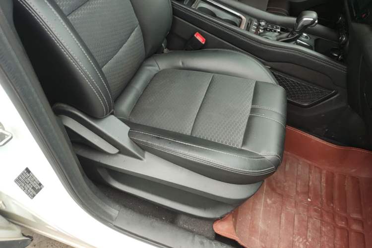 Used Chery Tiggo 5x 2019 1.5L CVT Smart Joy Edition Right Front Seat