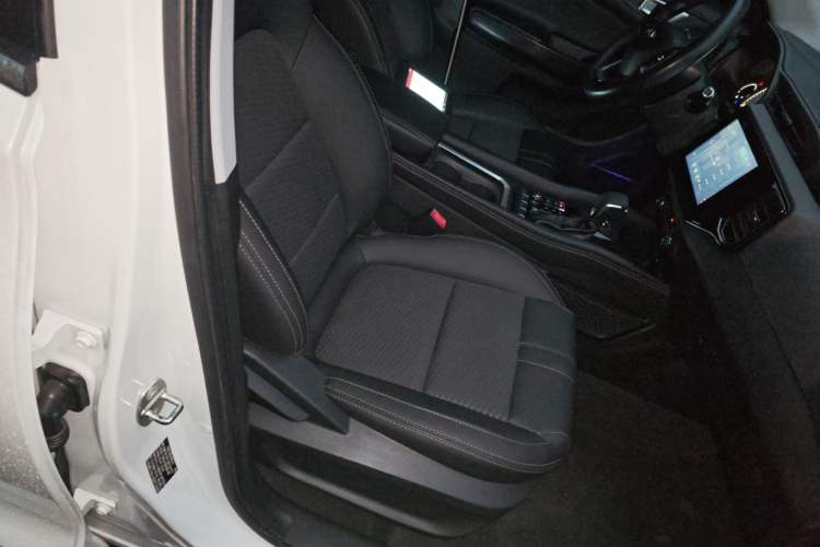 Used Chery Tiggo 5x 2019 1.5L CVT Smart Joy Edition Right Front Seat