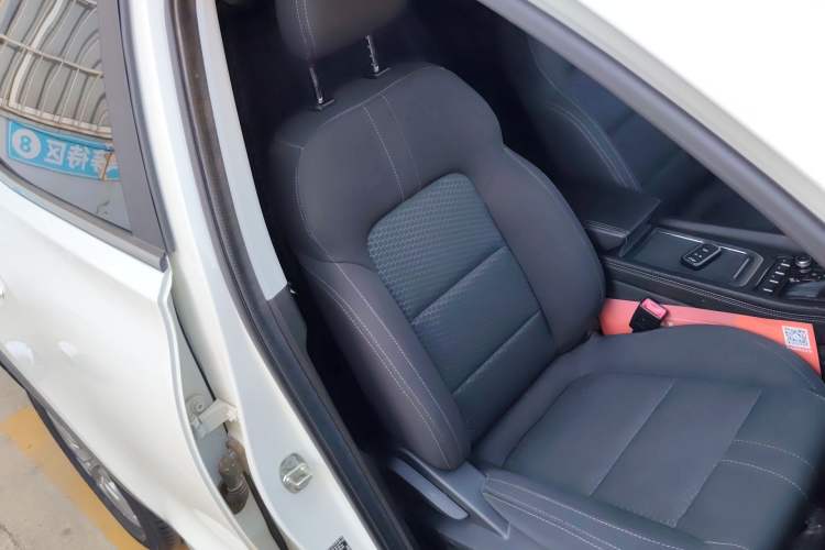 Used Chery Tiggo 5x 2019 HERO 1.5L CVT Fashion Edition Right Front Seat