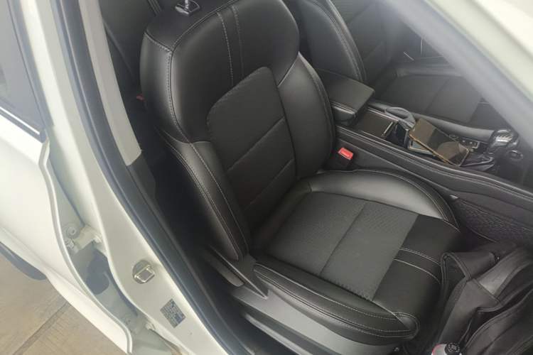 Used Chery Tiggo 5x 2019 1.5L CVT Smart Joy Edition Right Front Seat