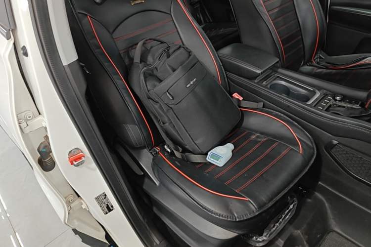 Used Chery Tiggo 5x 2019 HERO 1.5L CVT Fashion Edition Right Front Seat