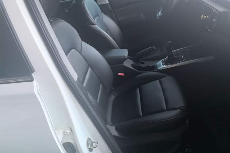 Used Chery Tiggo 5x 2019 HERO 1.5L Manual Fashion Edition Right Front Seat