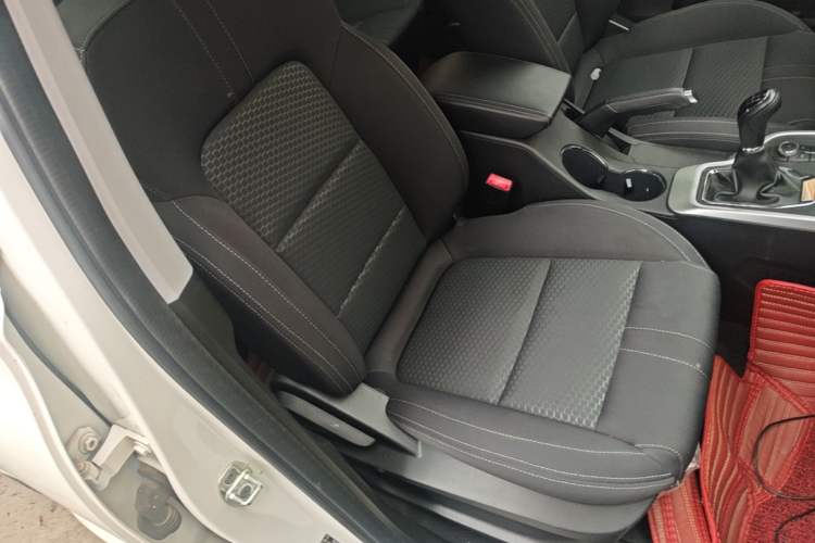 Used Chery Tiggo 5x 2019 HERO 1.5L Manual Fashion Edition Right Front Seat