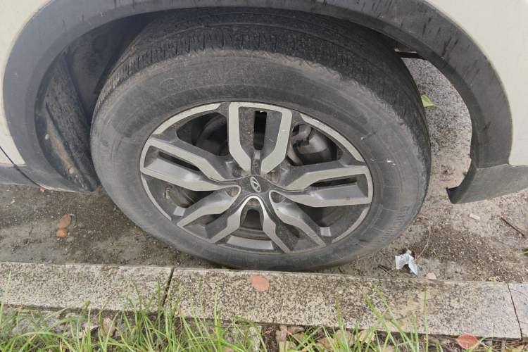 Used Chery Tiggo 5x 2019 1.5L CVT Zhiyao Edition Right Front Wheel Hub