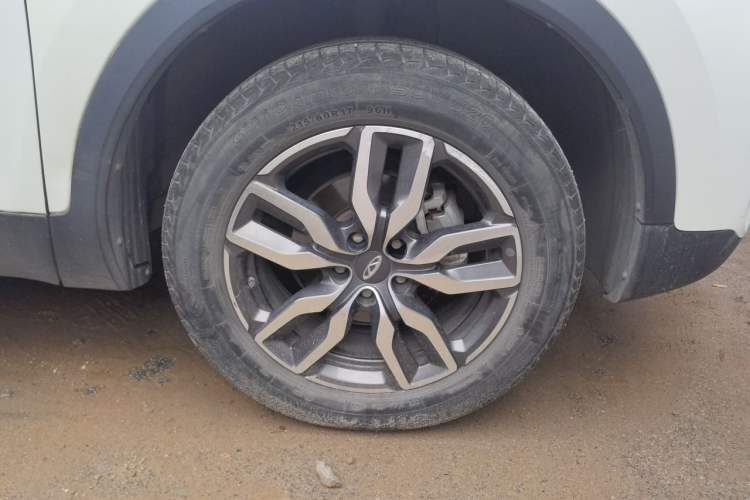 Used Chery Tiggo 5x 2019 1.5L CVT Zhiyao Edition Right Front Wheel Hub