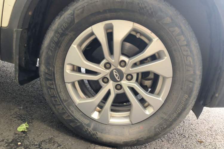 Used Chery Tiggo 5x 2019 1.5L Manual Smart Drive Version Right Front Wheel Hub