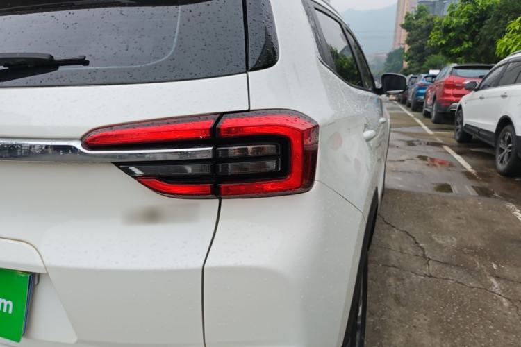 Used Chery Tiggo 5x 2019 HERO 1.5L CVT Fashion Edition Right Rear Taillight