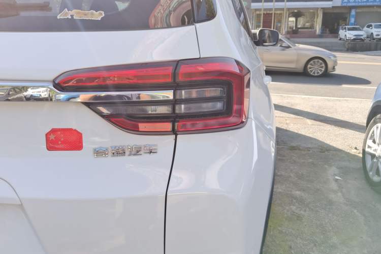 Used Chery Tiggo 5x 2019 HERO 1.5L Manual Fashion Edition Right Rear Taillight