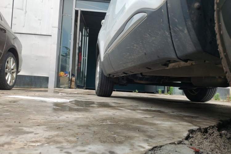 Used Chery Tiggo 5x 2019 1.5L CVT Smart Joy Edition Right Side Sill