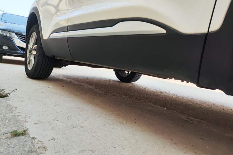 Used Chery Tiggo 5x 2019 HERO 1.5L CVT Fashion Edition Right Side Sill