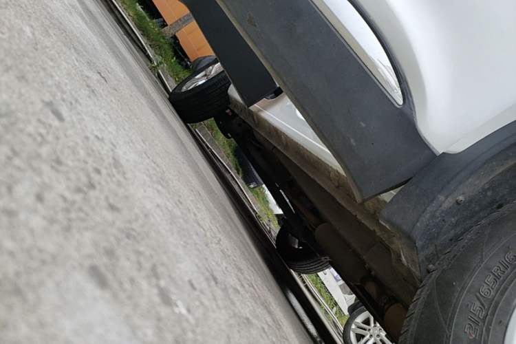Used Chery Tiggo 5x 2019 HERO 1.5L Manual Urban Edition Right Side Sill