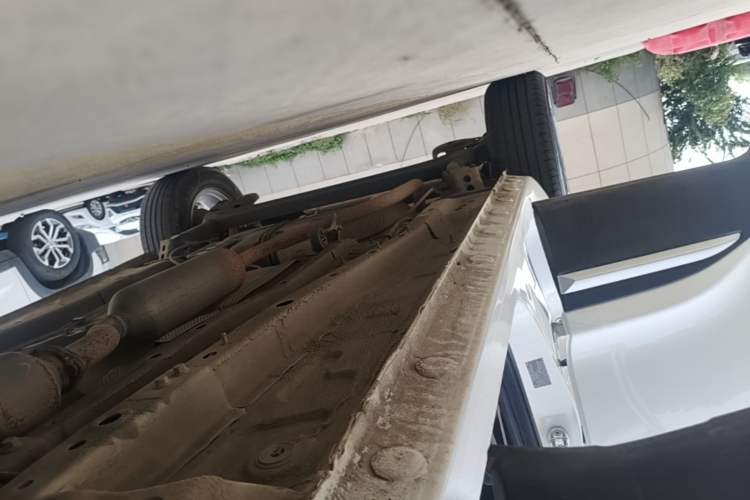 Used Chery Tiggo 5x 2019 HERO 1.5L Manual Fashion Edition Right Side Sill