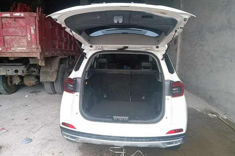 Used Chery Tiggo 5x 2019 HERO 1.5L Manual Luxury Edition Trunk