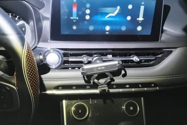 Used Chery Tiggo 5x 2020 1.5L CVT Fashion Edition Audio And AC Panel