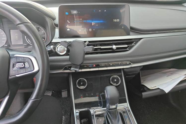 Used Chery Tiggo 5x 2020 1.5L CVT Luxury Edition Audio And AC Panel