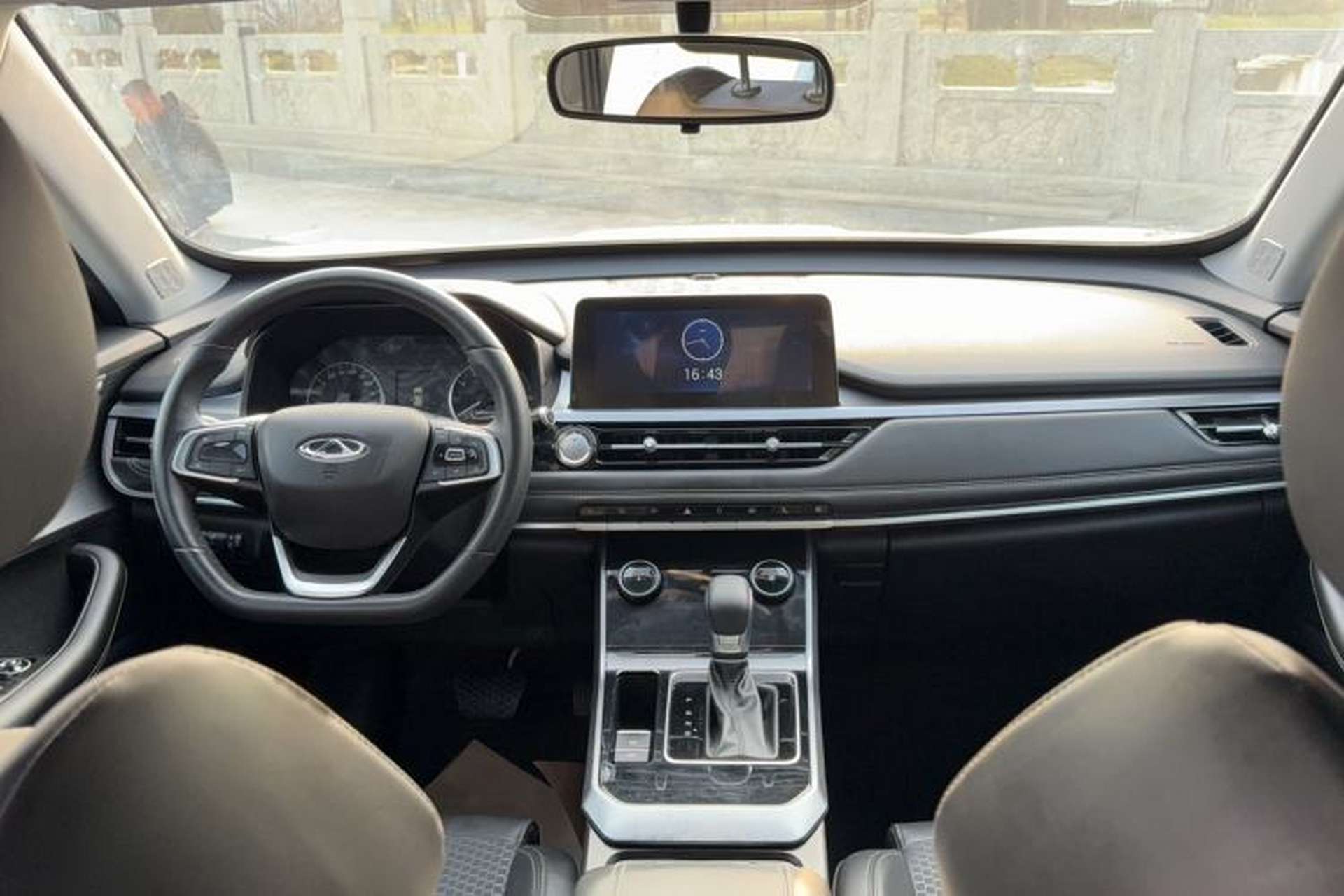 Used Chery Tiggo 5x 2020 1.5L CVT Fashion Edition Center Console