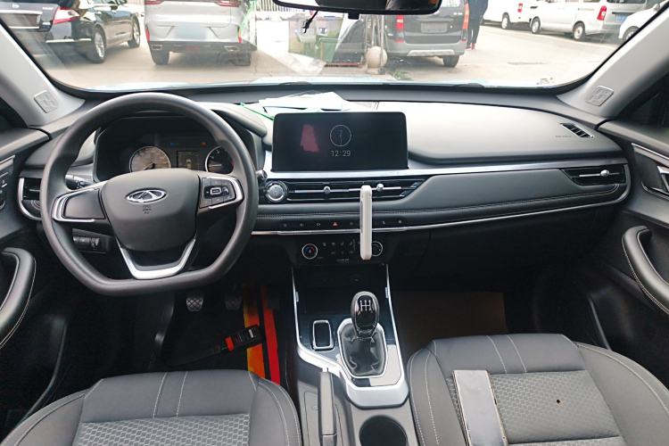 Used Chery Tiggo 5x 2020 1.5L Manual Urban Edition Center Console
